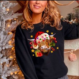 Highland Cow Christmas Sweatshirt !